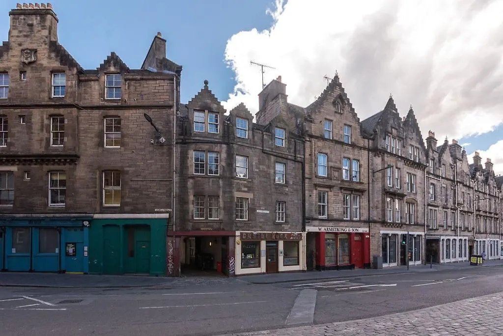 Boutique Castle View 3 Bedroom Apartment Edinburgh United Kingdom