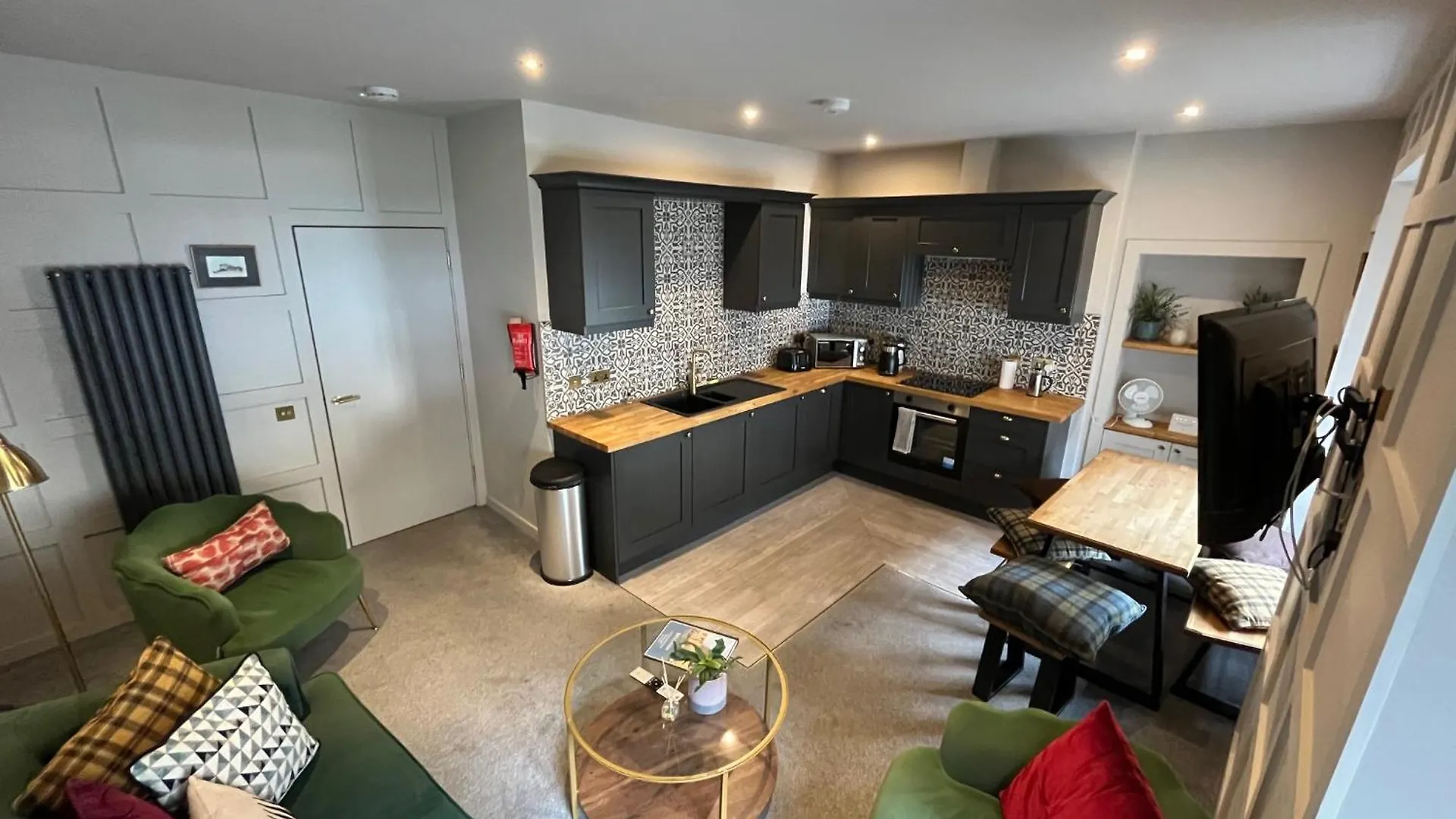 Boutique Castle View 3 Bedroom Apartment Edinburgh 0*,  United Kingdom